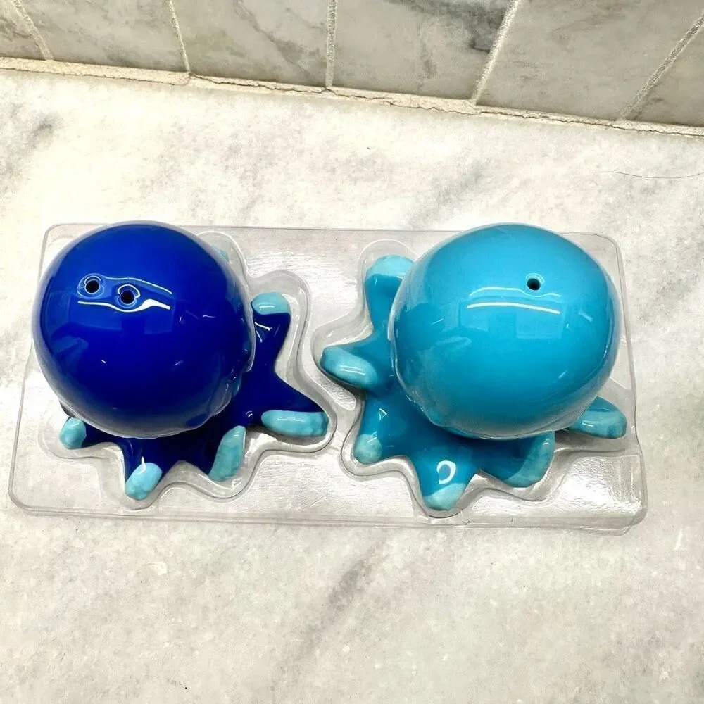 NWT Tag Baby Octopus Salt And Pepper Shakers Set Blue & Teal OS